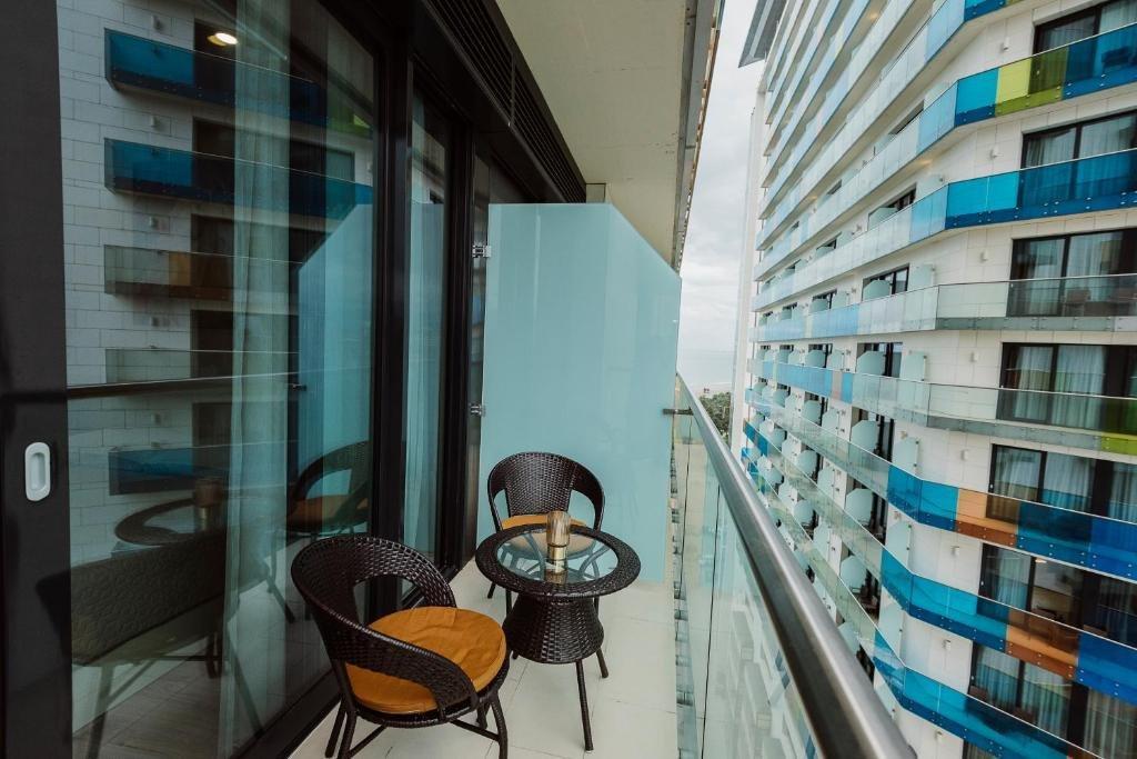 Bellevue Residence Suites Батуми Екстериор снимка