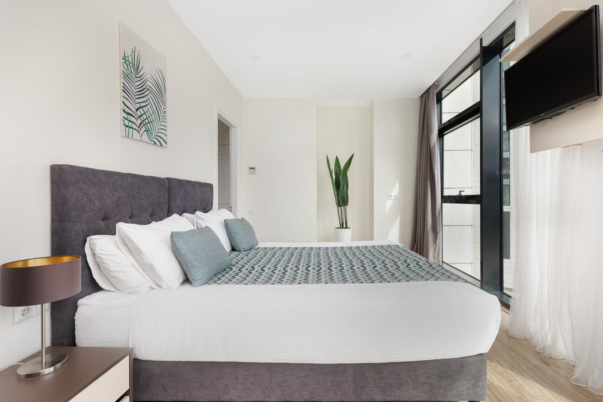Bellevue Residence Suites Батуми Екстериор снимка
