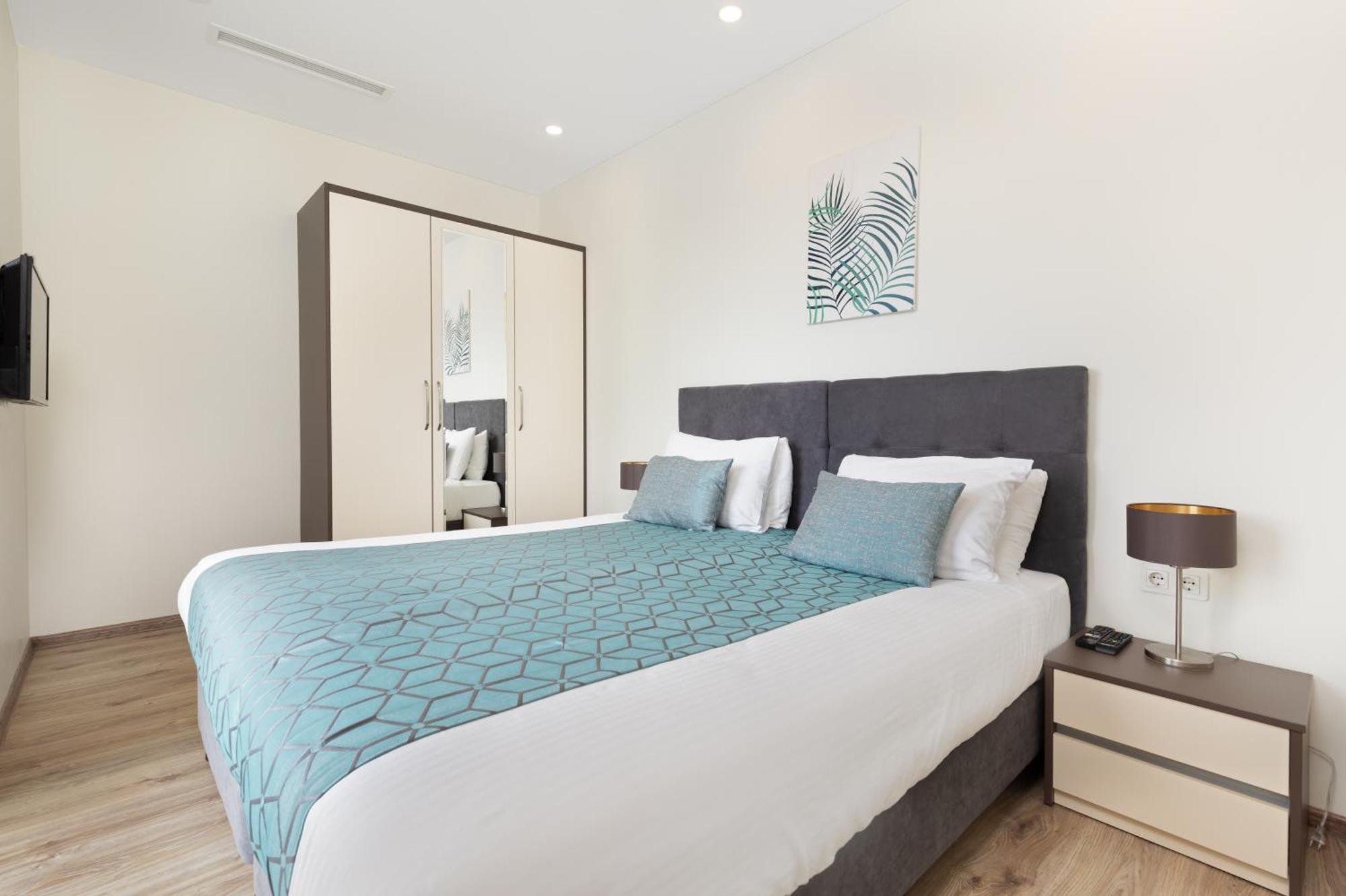 Bellevue Residence Suites Батуми Екстериор снимка