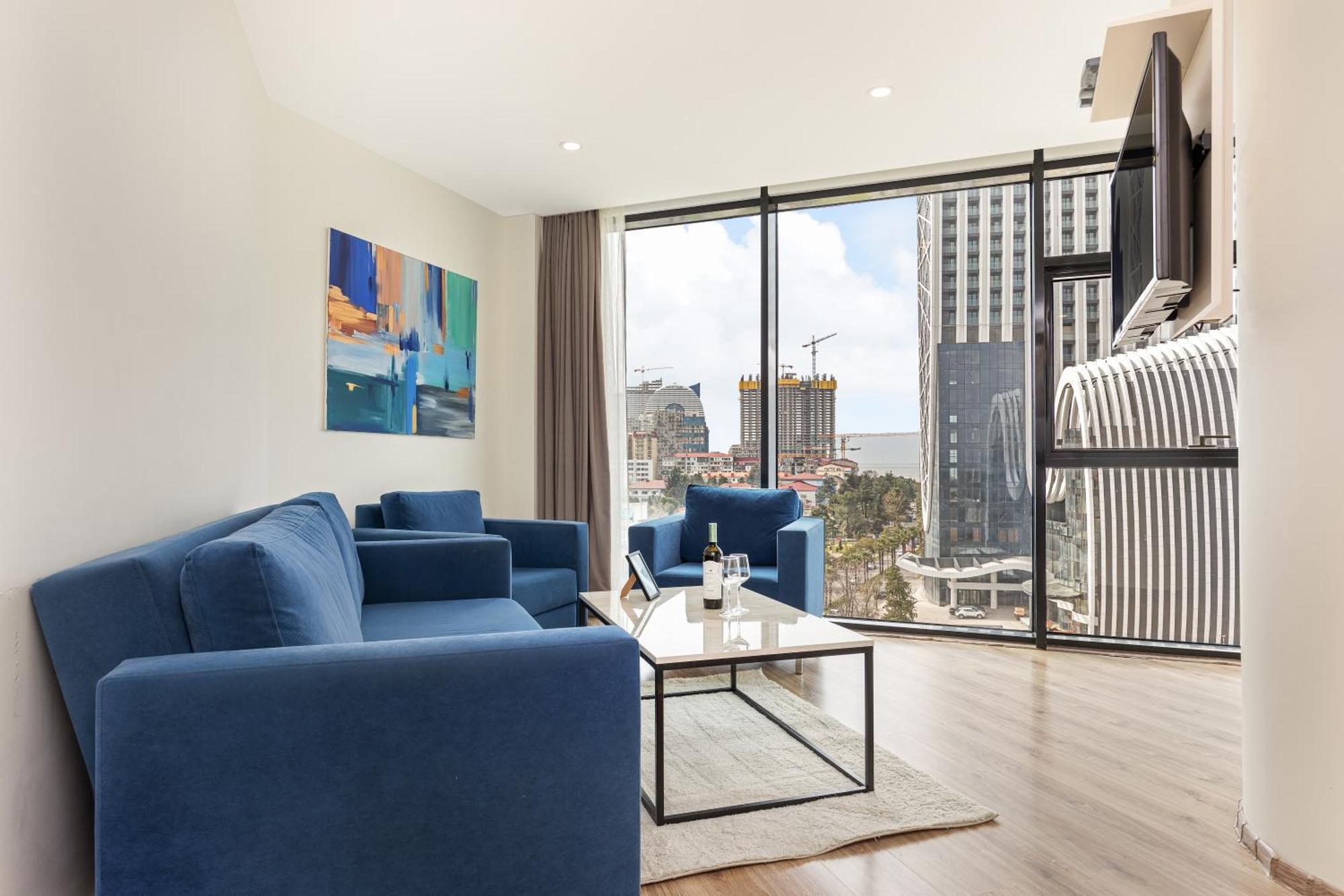 Bellevue Residence Suites Батуми Екстериор снимка