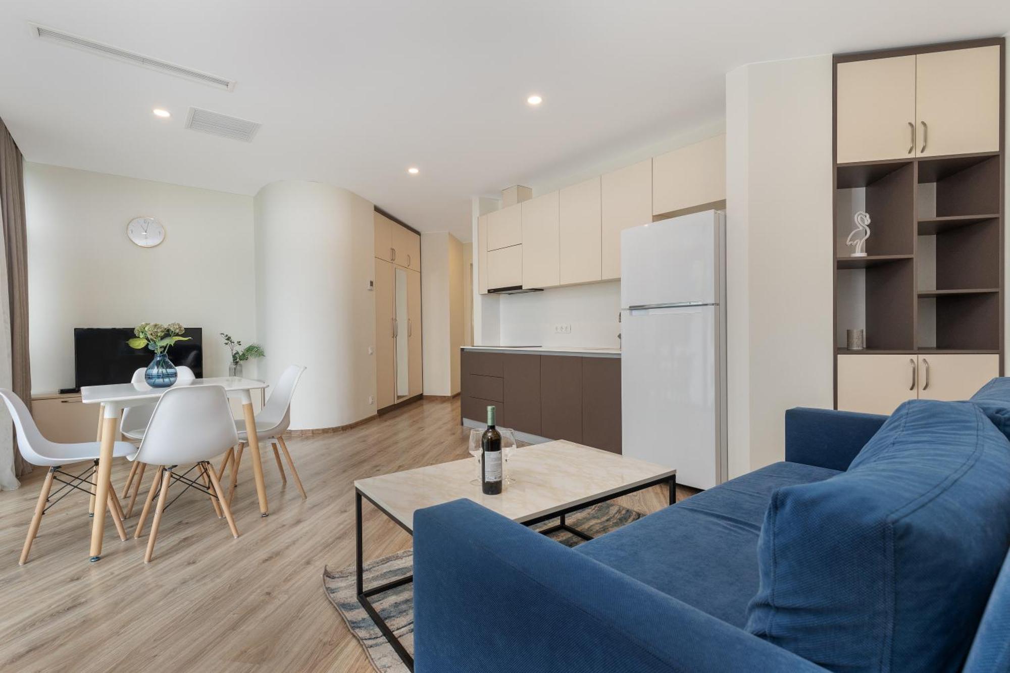 Bellevue Residence Suites Батуми Екстериор снимка