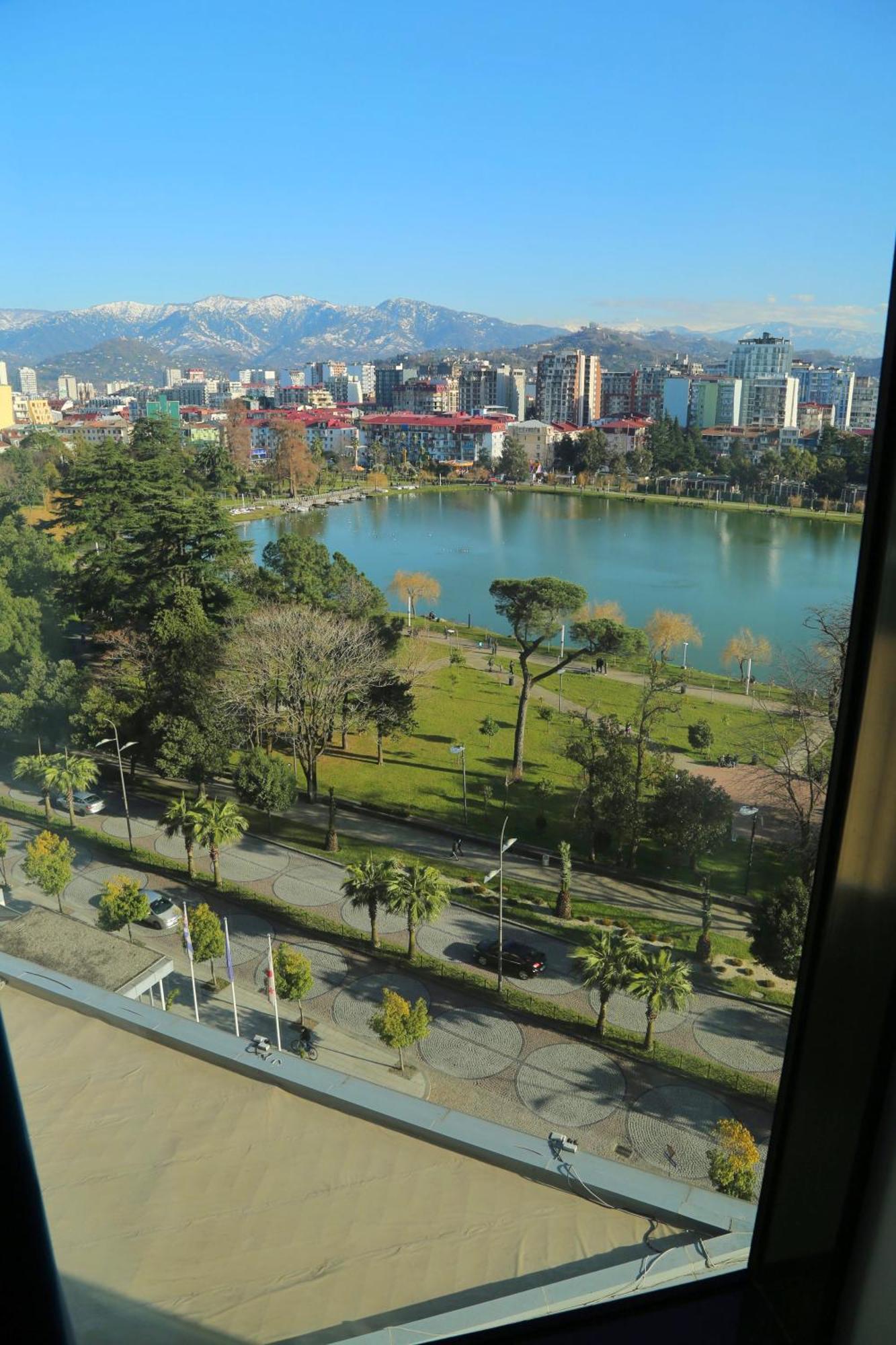 Bellevue Residence Suites Батуми Екстериор снимка